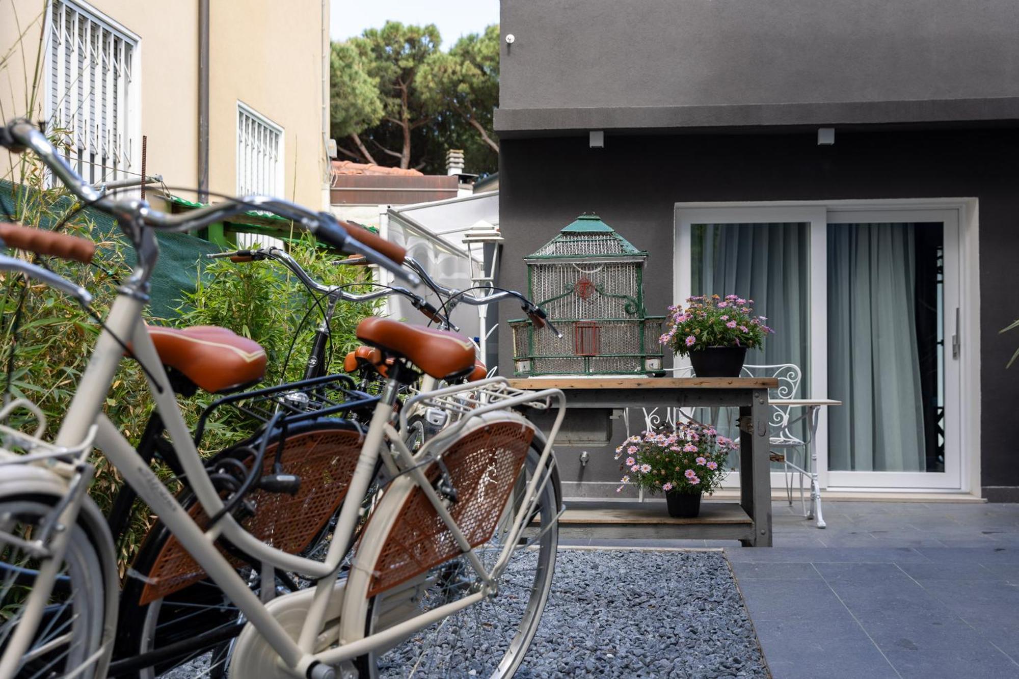 Villa Monti Suites&Aparts Cesenatico Eksteriør bilde