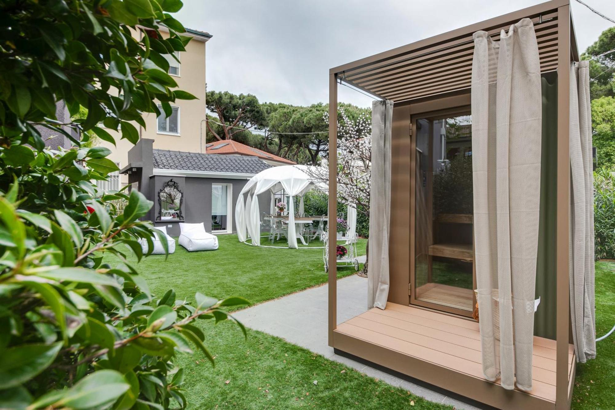 Villa Monti Suites&Aparts Cesenatico Eksteriør bilde