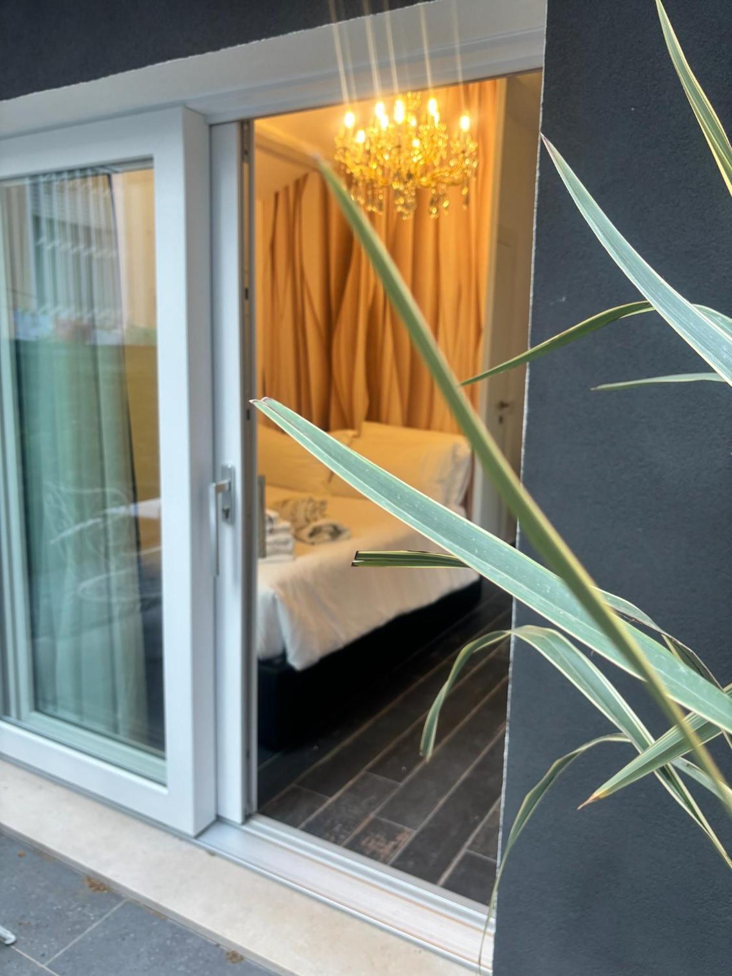 Villa Monti Suites&Aparts Cesenatico Eksteriør bilde